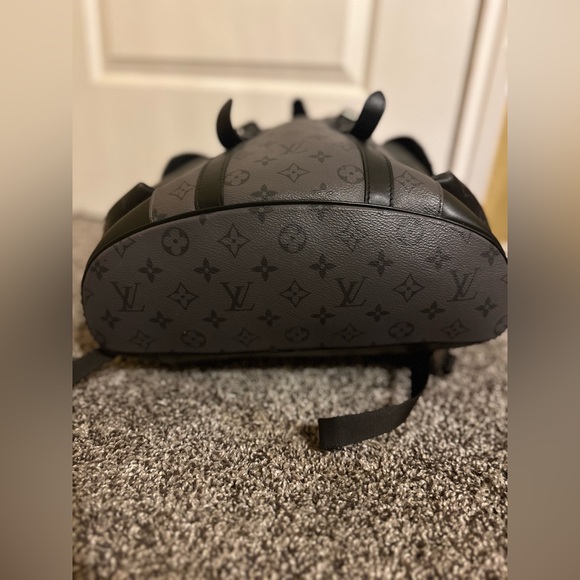 Louis Vuitton Backpack - Picture 5 of 5